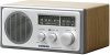 Sangean WR-1 Desktop-Radio (UKW-MW-Tuner, AUX-In) walnuss-Silber