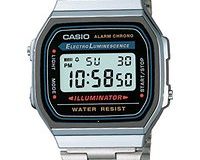 Casio Collection - Unisex-Armbanduhr mit Digital-Display und Edelstahlarmband - A168WA-1YES