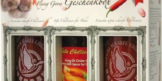 Flying Goose Sriracha Chillisaucen in Geschenkbox, 1er Pack (1 x 1.205 l)